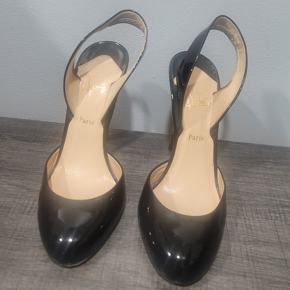 Christian louboutin patent leather 36.5
